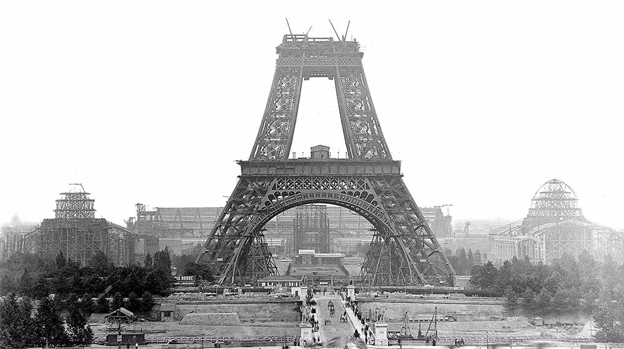 Grandes monumentos, en construcción