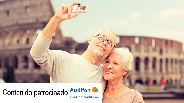 ¿Puedo viajar con audífonos?