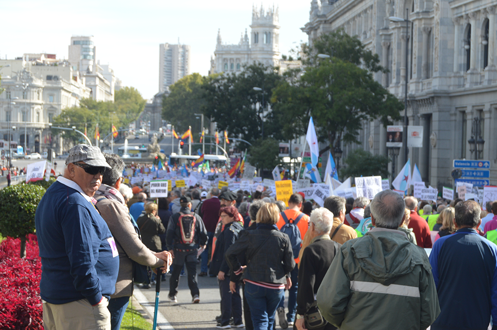 Fotos en Movilizaciones de Pensionistas y Jubilados en defensa de las pensiones dignas, en imágenes