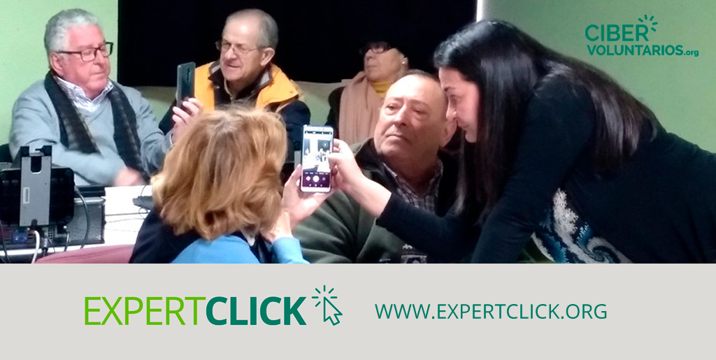 Comienzan las ciberformaciones de Expertclick: habilidades digitales para personas mayores
