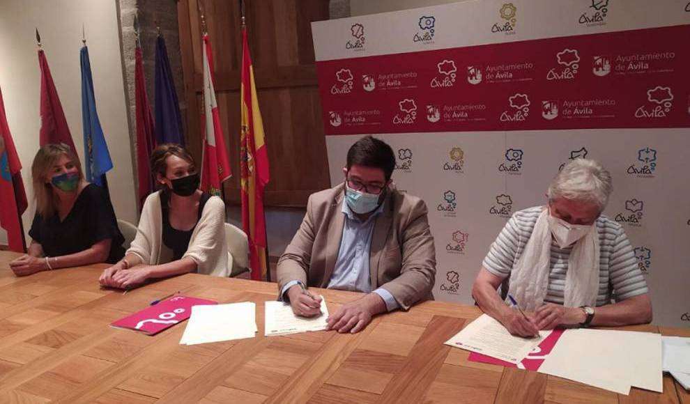 Ávila, contra la soledad de las personas mayores