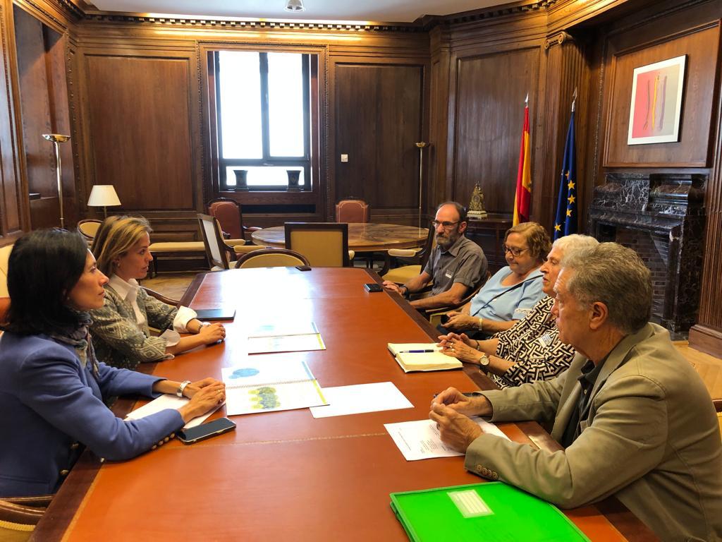 UDP se reúne con la diputada Carmen Navarro y la senadora Patricia Rodríguez, del Partido Popular