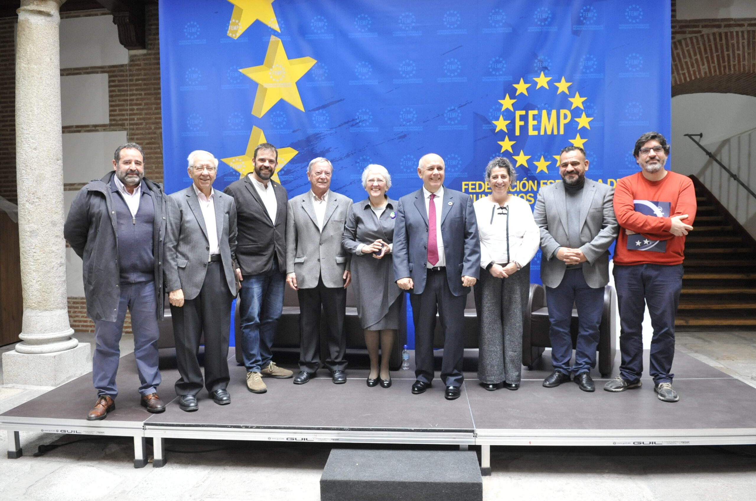 Encuentro soledades_espacioseniorUDP