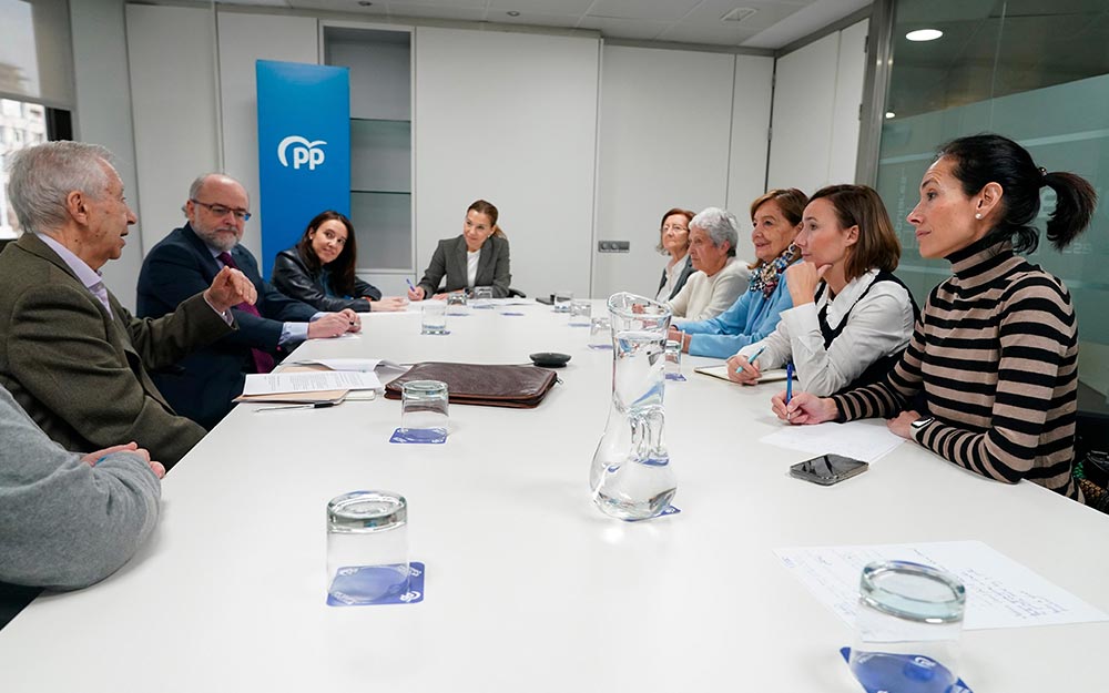 La PMP aborda con el Partido Popular las prioridades de las personas mayores para la presente legislatura