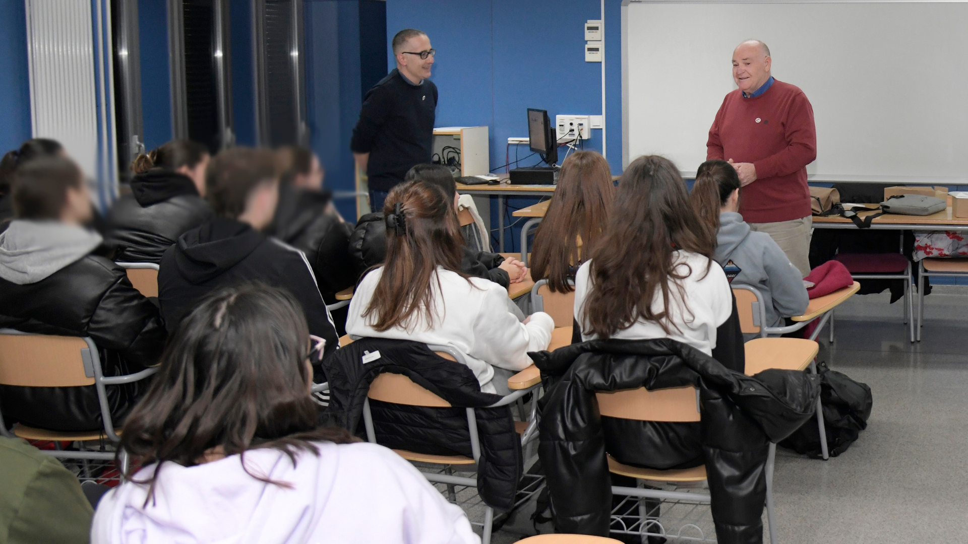 Formar en edadismo: Experiencias compartidas y aprendizaje mutuo